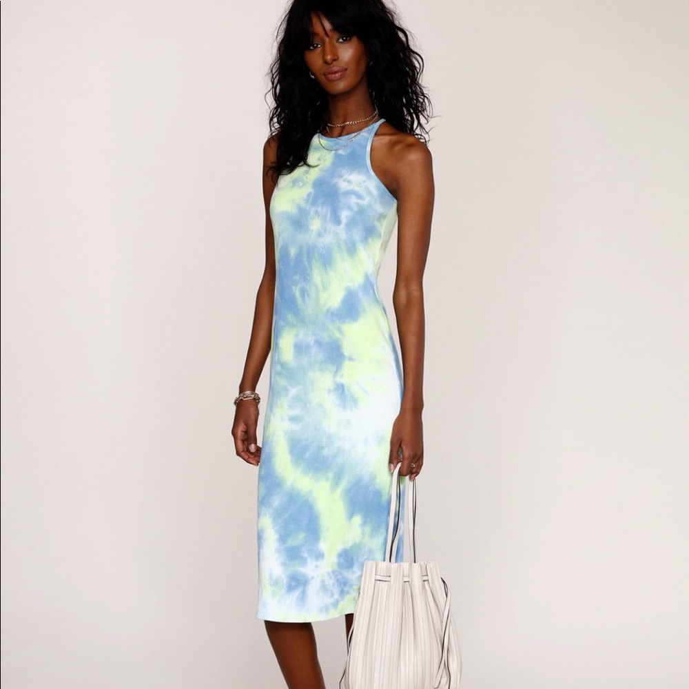Heart loom // Tie dye midi dress